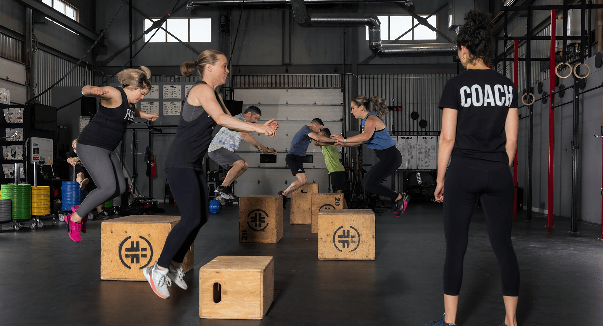 People training together at CrossFit Fortis